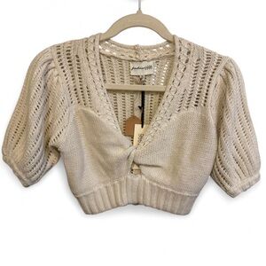 Freshman Cream Knitted Cropped sweater